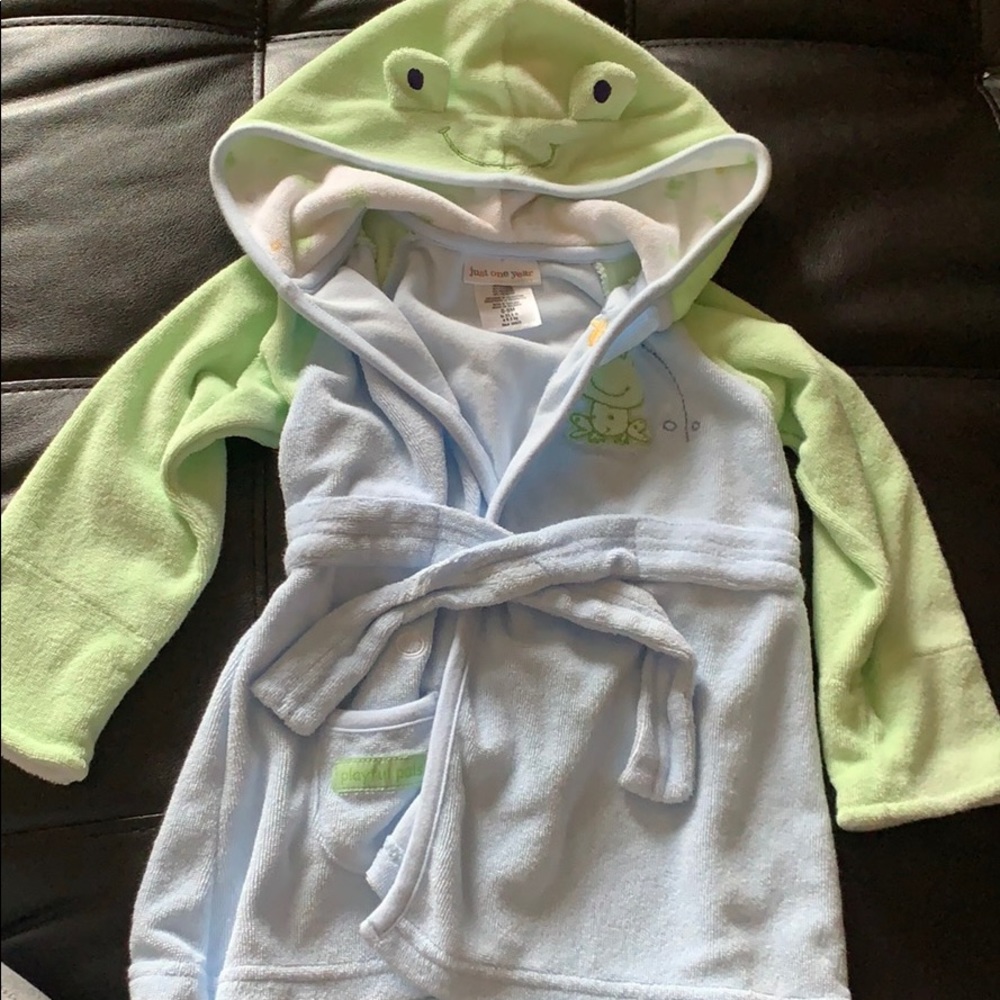 New without tags. Bath robe for baby